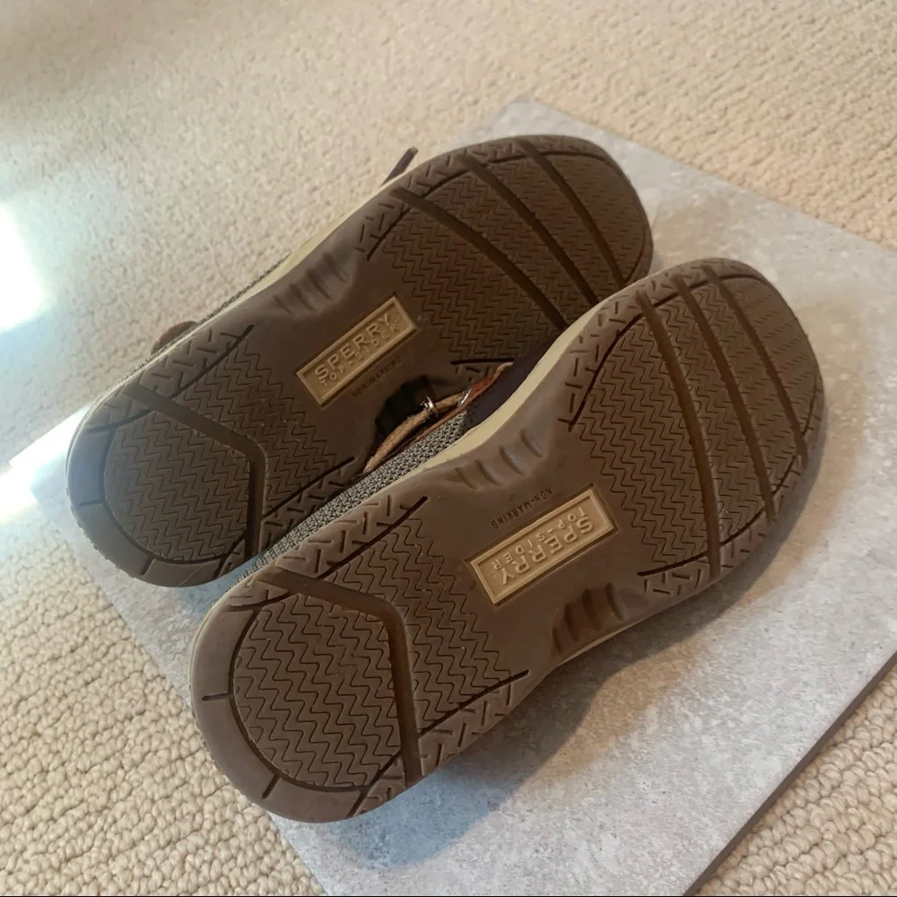 Boys Sperry’s Brown Leather Boat Shoe- 2.5